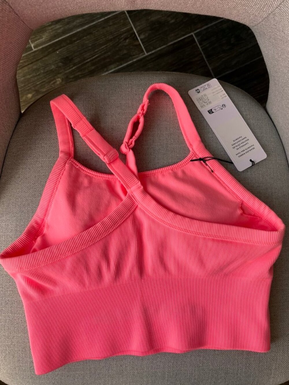 Alo Seamless Ribbed Favorite Bra Tank - Picture 5 of 8